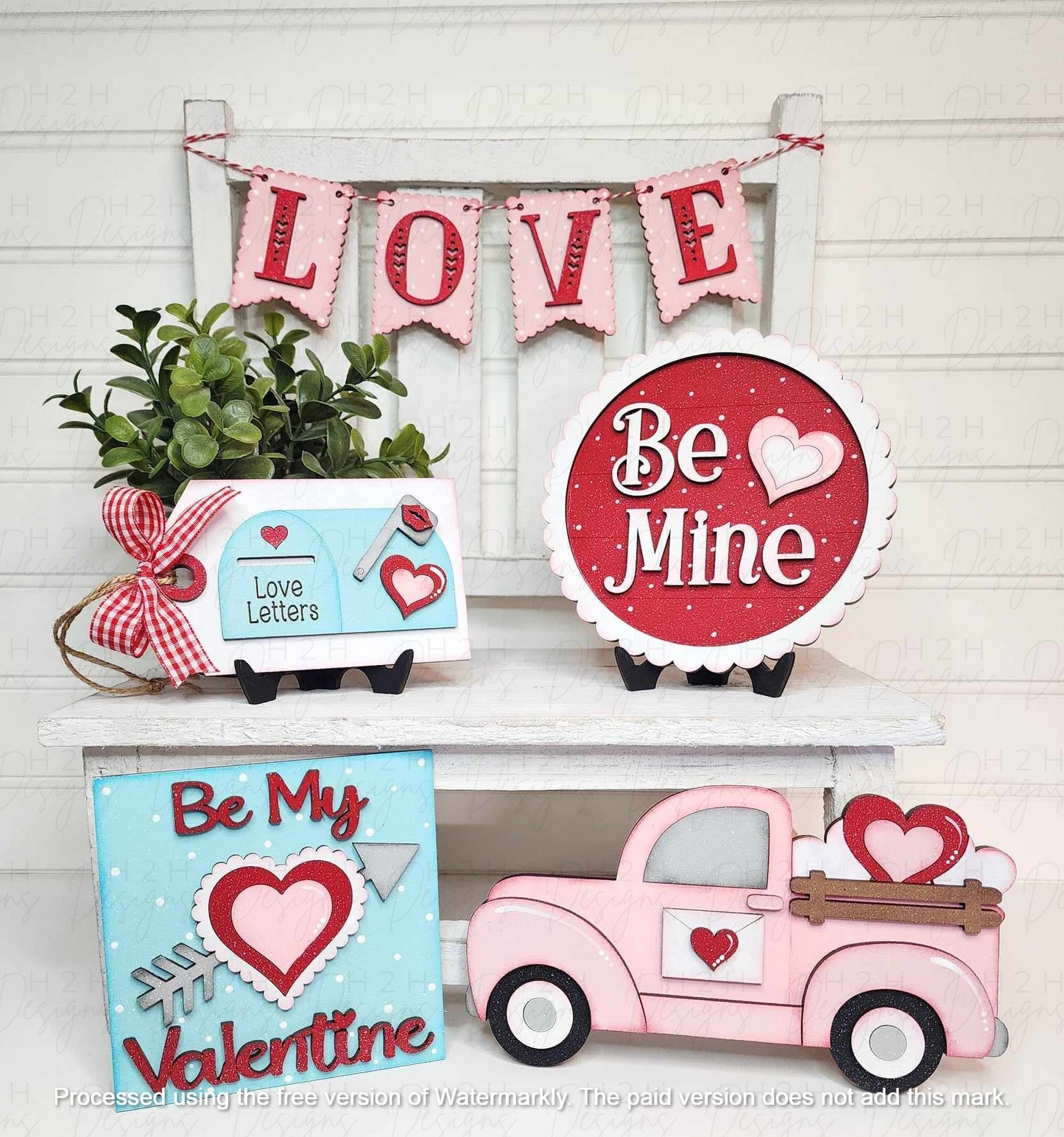 Be Mine Decor Set