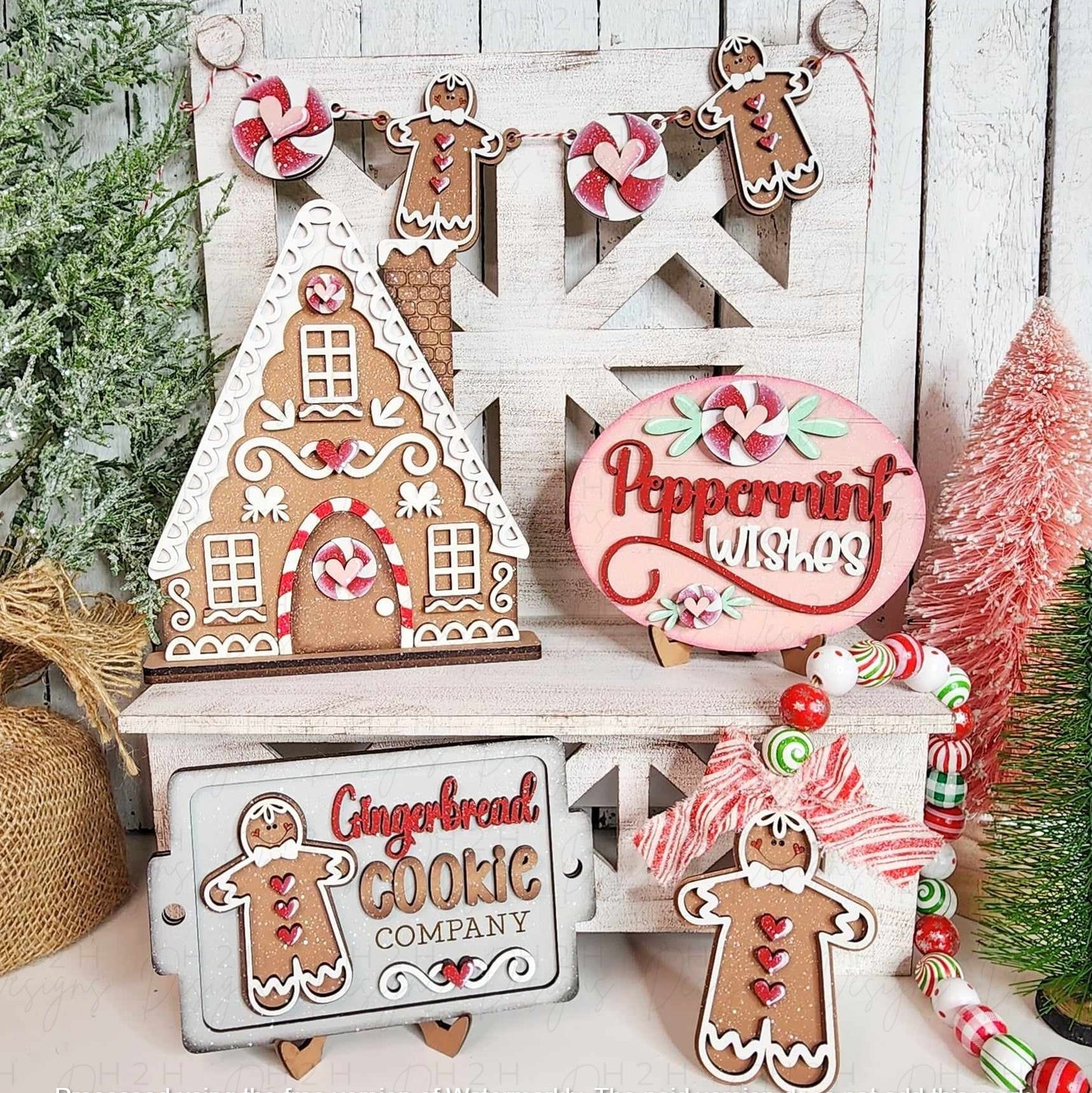 Gingerbread Christmas Decor Set