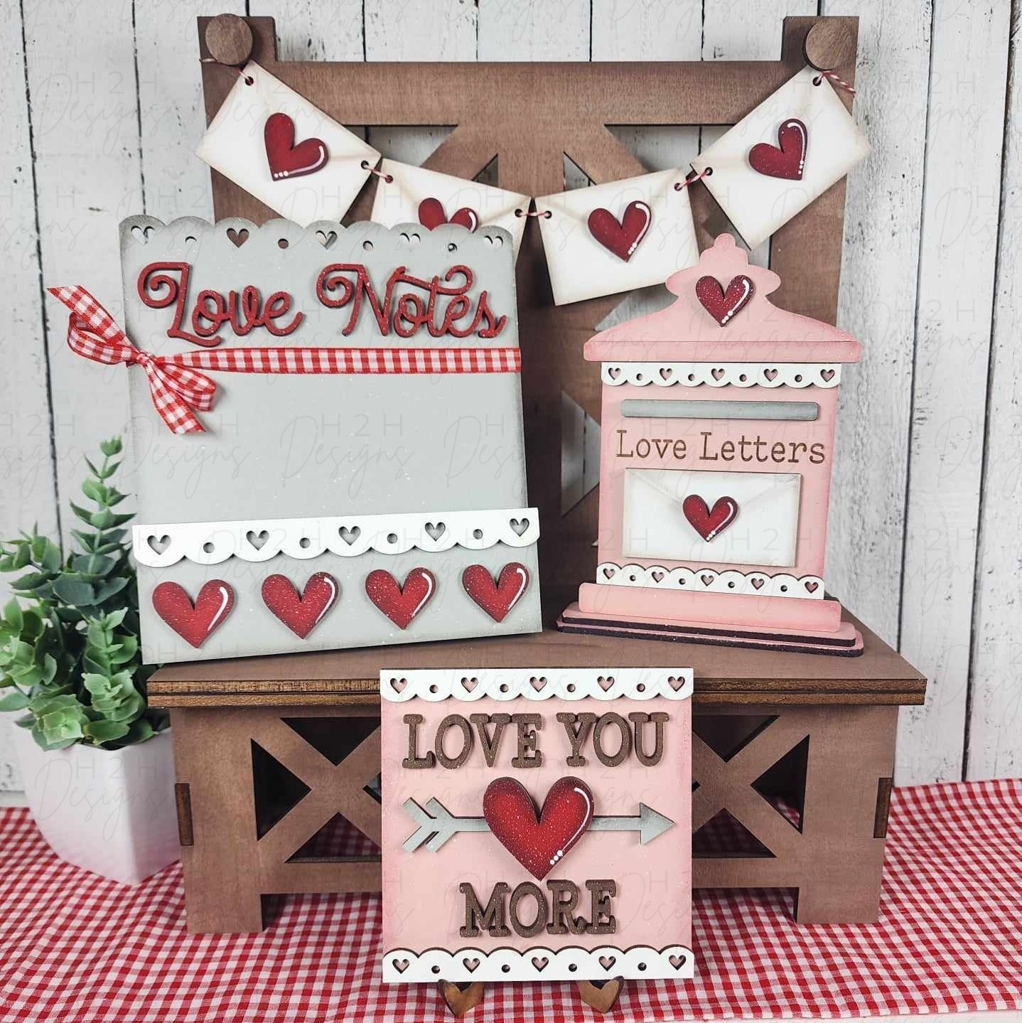 Valentine Love Letters Decor Set