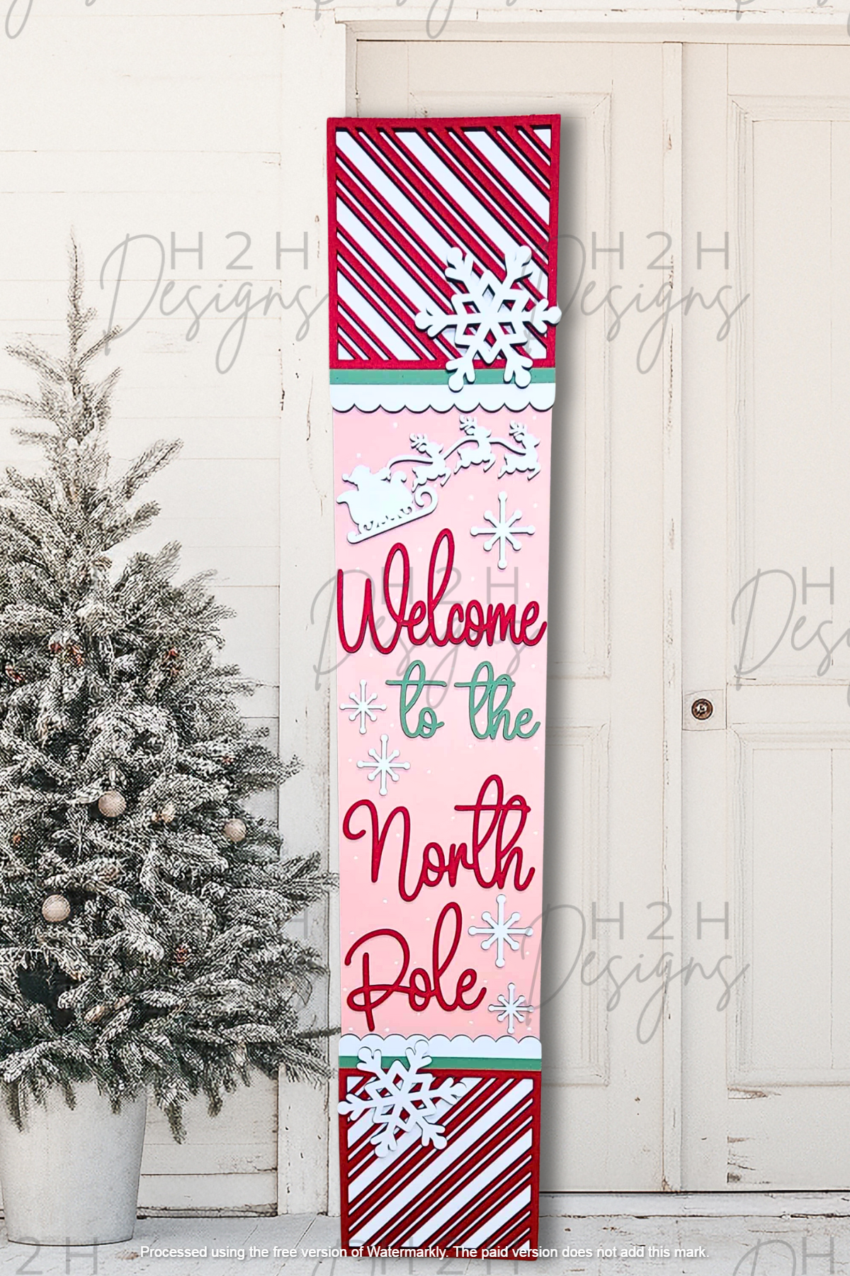 North Pole Porch Leaner