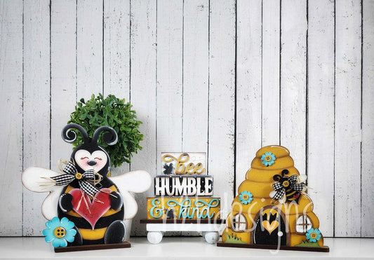 Honey Bee shelf sitter