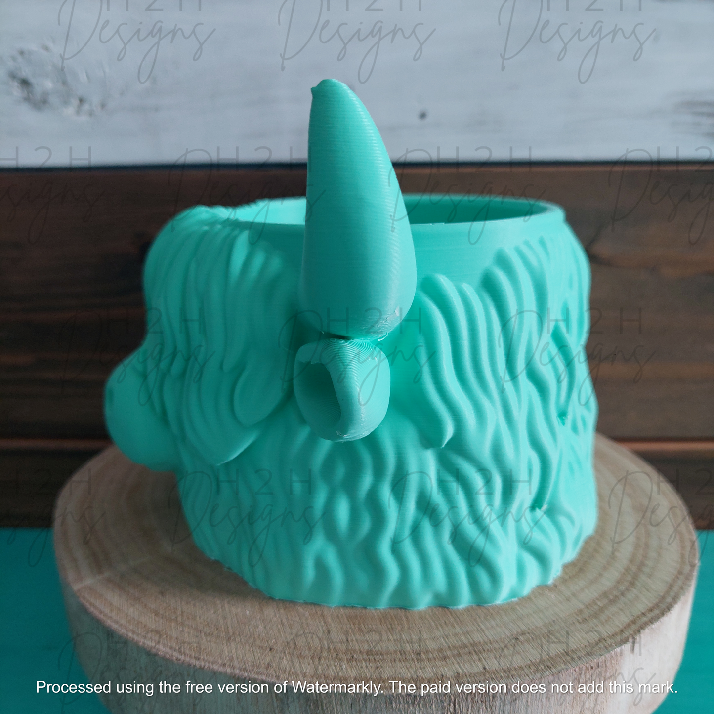 Highland Cow Planter - Seafoam Green Matte